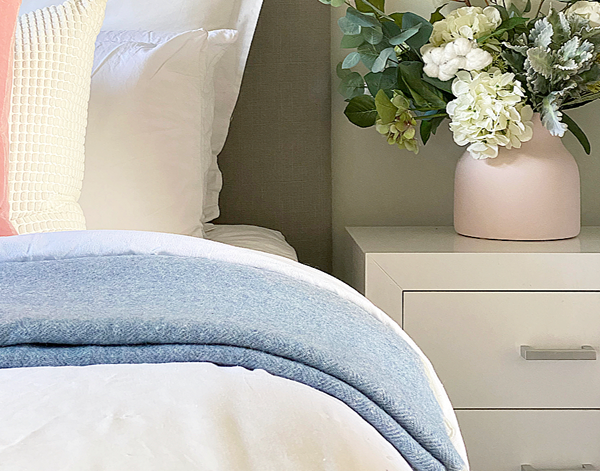 V164-HA6-HamptonBlue1_7582dd11-15ae-465d-af65-04e5b4927e46_1024x1024_2x-01 Hampton Throw - Merino Wool Blend - Blue - Image 2