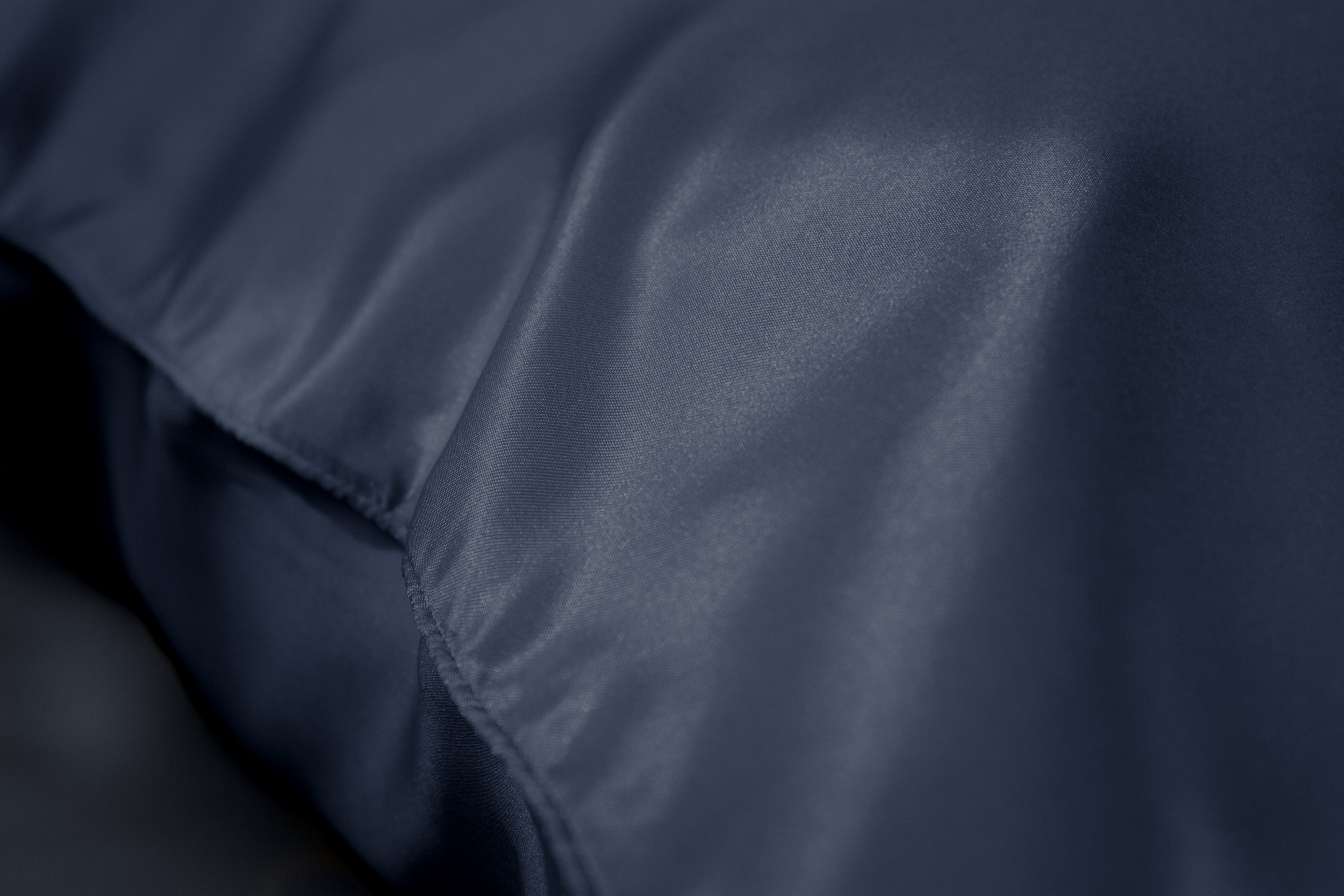 V441-PC4347NVY51X76-90274-02 Navy SILK PILLOWCASE - 51X76CM - Image 3