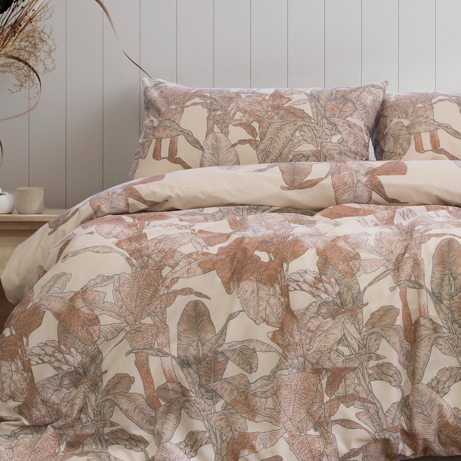 V441-QS4687DUSQB-90394-01 Bayley PRINTED QUILT COVER SET - QUEEN - Image 2