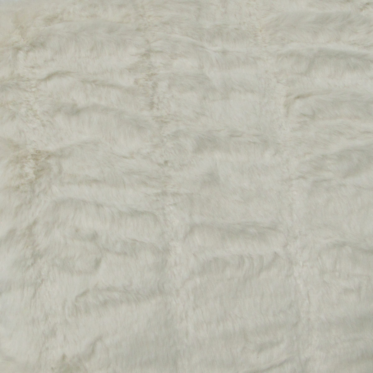 V442-ATX-THROW-HARPER-IVORY-RE-202506241232-02 Harper Soft Ruched Pattern Faux Fur Throw Rug 127 x 152 cm Ivory - Image 3