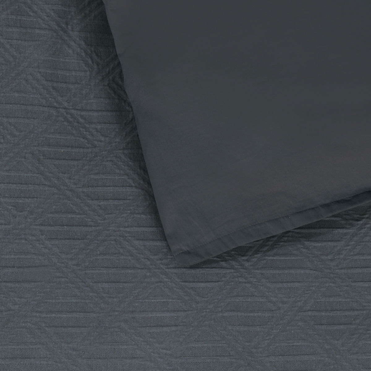 V442-BCA-QUILTCS-HALLSTON-CHARCOAL-KI-202505231020-04 Bianca Hallston Charcoal Pre-Washed Cotton Quilt Cover Set King - Image 5