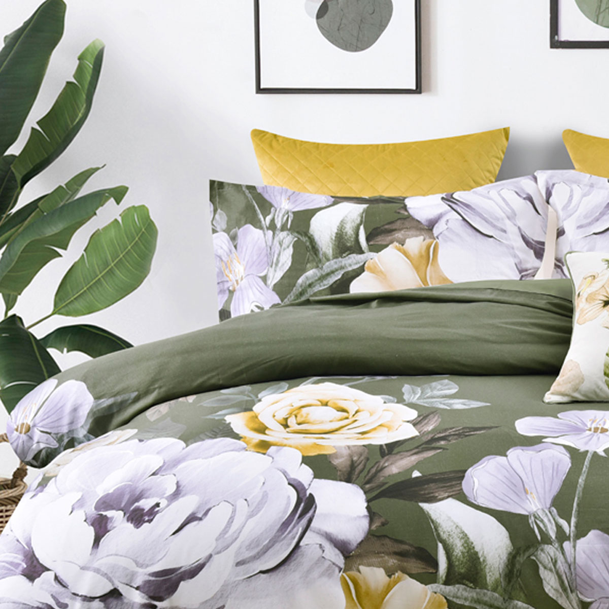 V442-BCA-QUILTCS-MAKAYLA-GREEN-DS-202851-02 Bianca Makayla Cotton Sateen Quilt Cover Set Double - Image 3