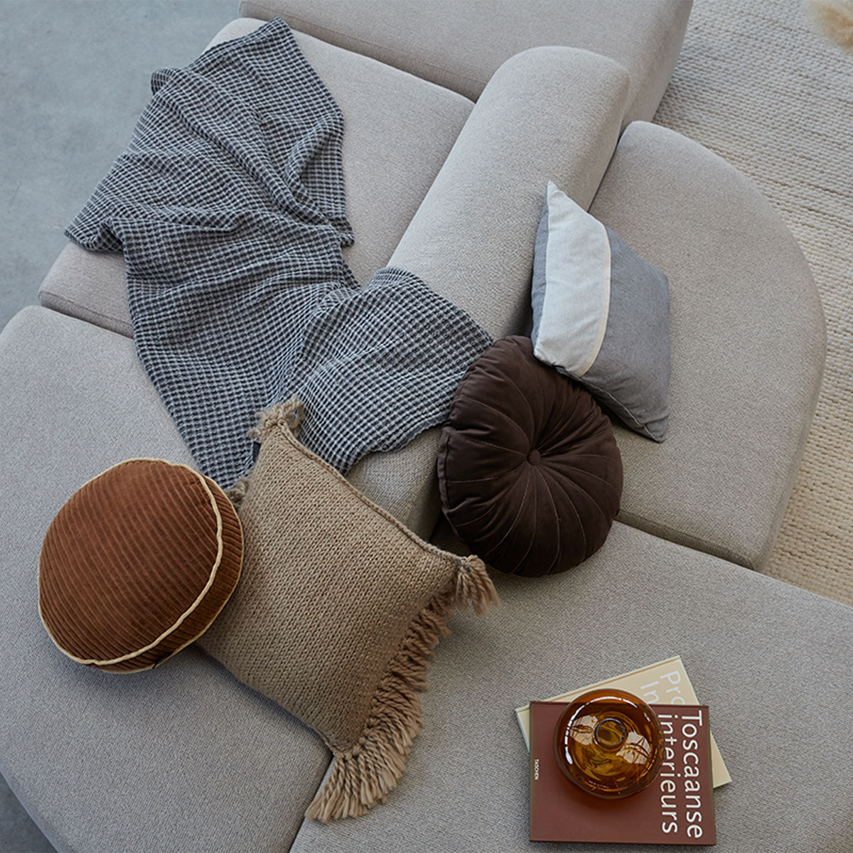 V442-HIN-CUSHION-AMSTERDAMJONINE-SAND-SQ-202505231010-04 KAAT Amsterdam Jonine Sand Square Filled Cushion 45cm x 45cm - Image 5
