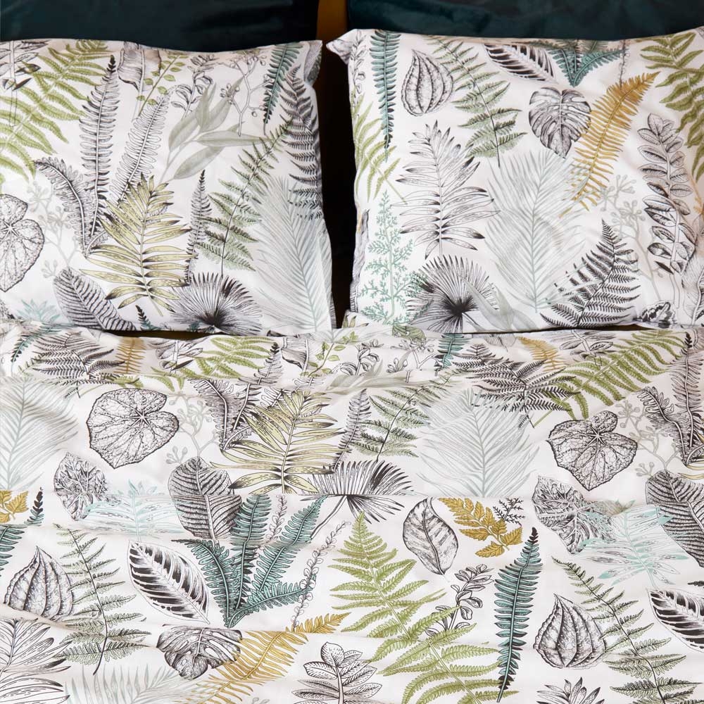 V442-HIN-QUILTCS-PRIMEVAL-GREEN-KI-83122-01 At Home Primeval Green Quilt Cover Set King - Image 2