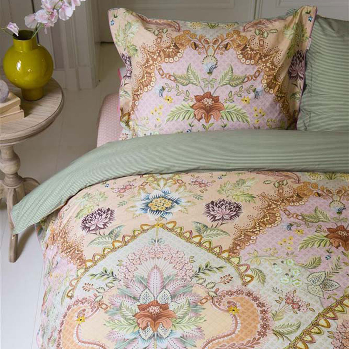 V442-HIN-QUILTCS-SALUTIGRANDI-PASTEL-QS-83684-03 PIP Studio Saluti Grandi Pastel Cotton Quilt Cover Set Queen - Image 4