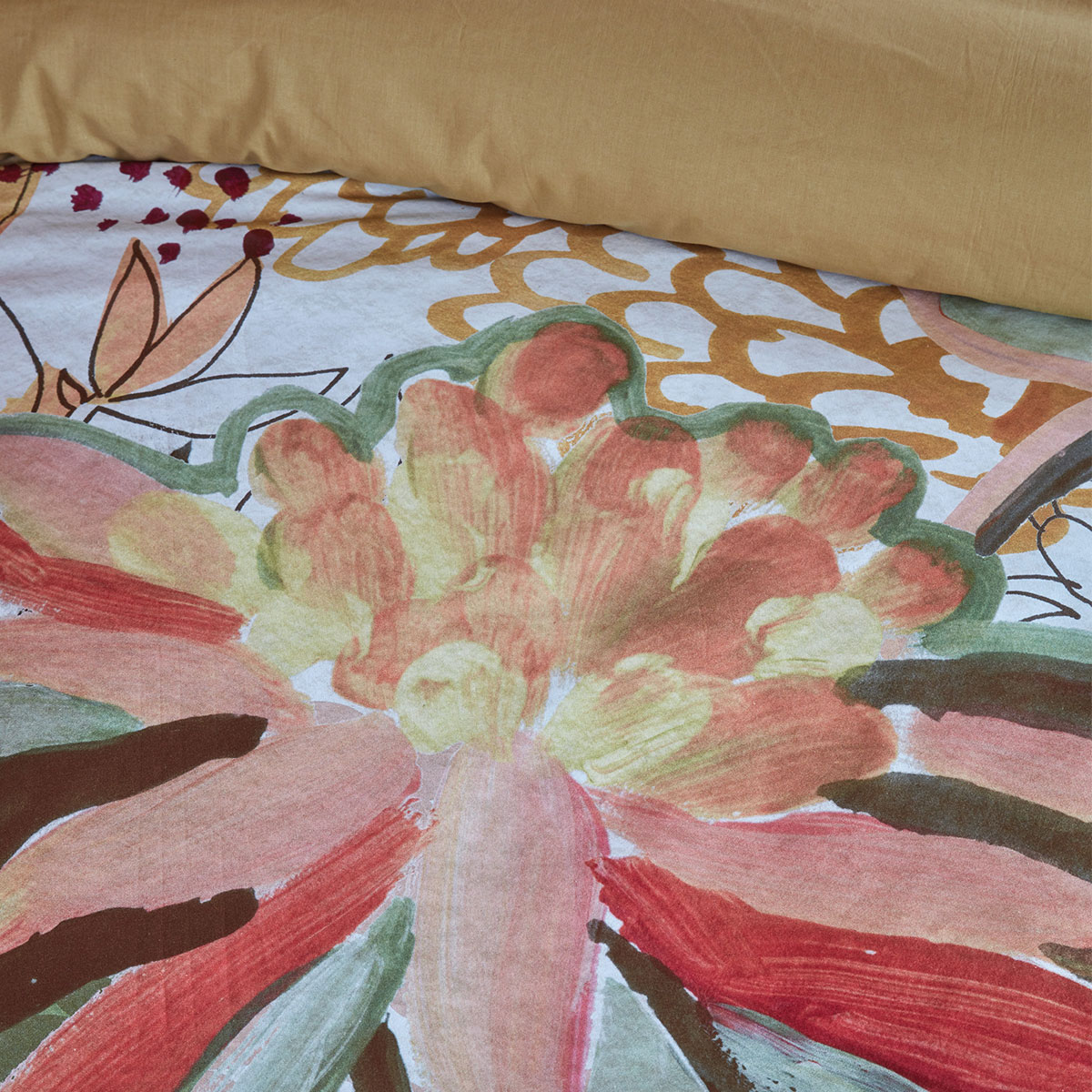 V442-HIN-QUILTCS-SCARLETT-MULTI-QS-82890-02 Bedding House Scarlett Multi Cotton Quilt Cover Set Queen - Image 3