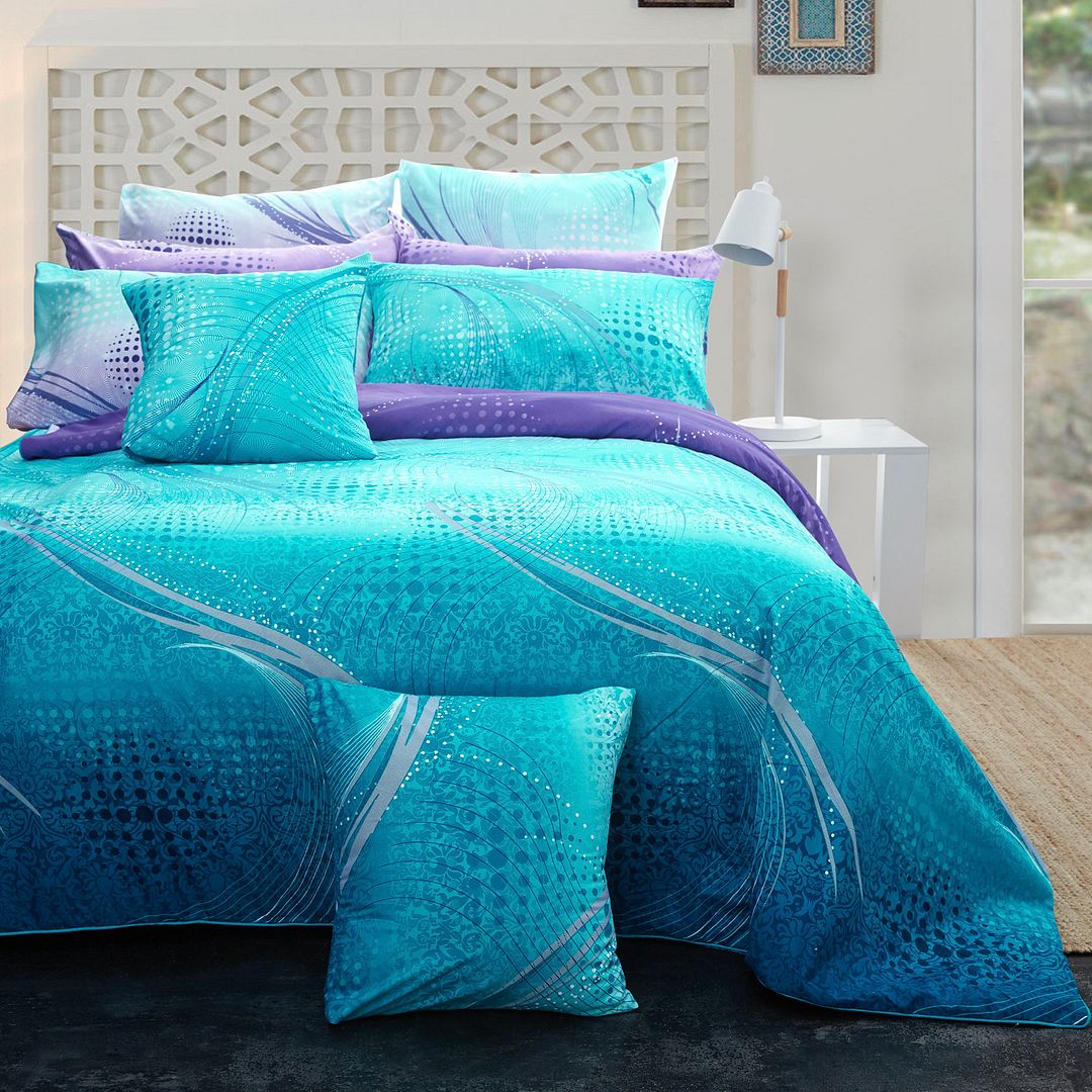 V493-MSK-007-88251-00 Vitara Super King Size Bed Quilt/Duvet Cover Set - Image 1