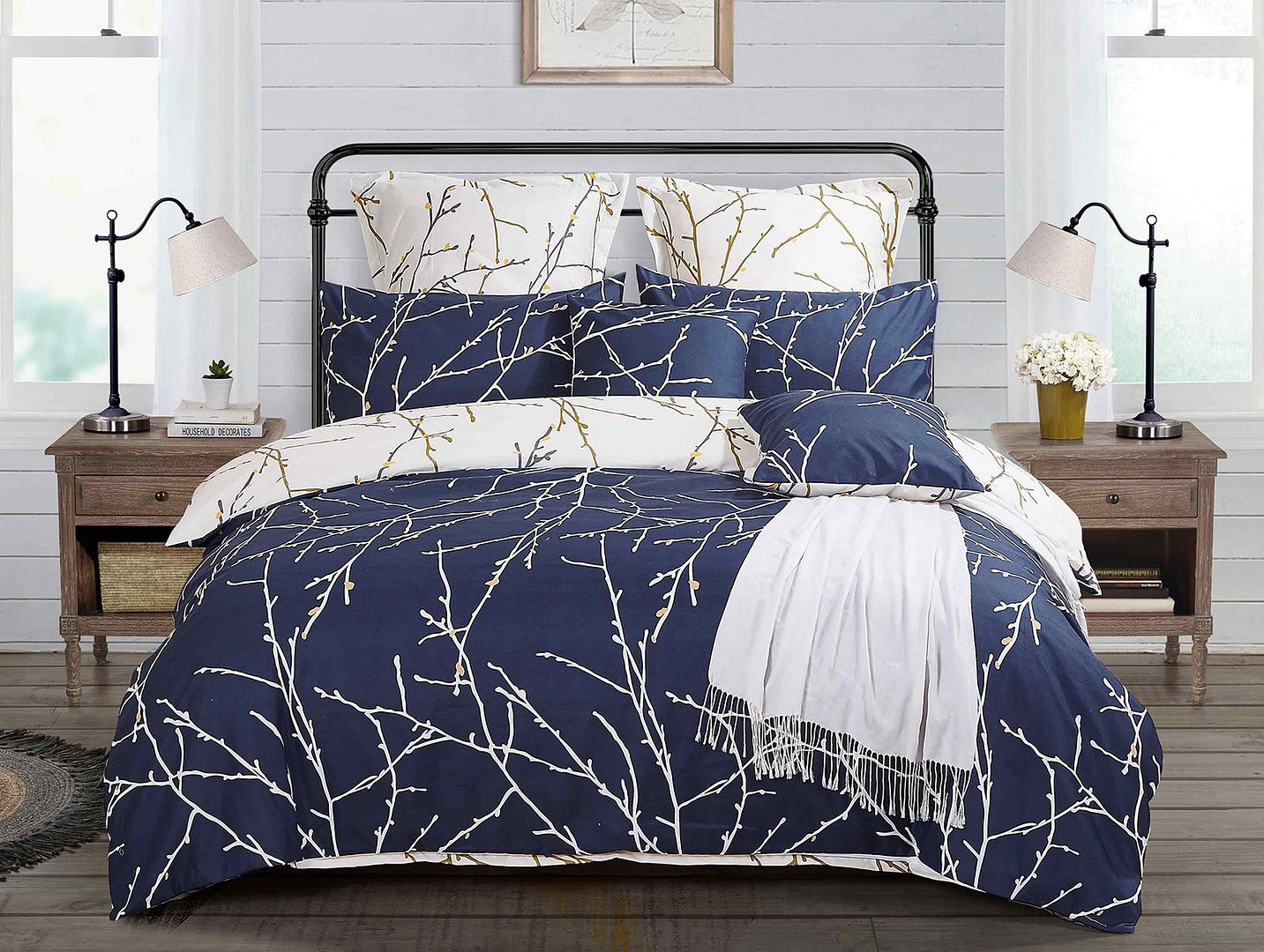 V493-MSK-412-87629-00 Tree Reversible Super King Size Blue Duvet Quilt Cover Set - Image 1