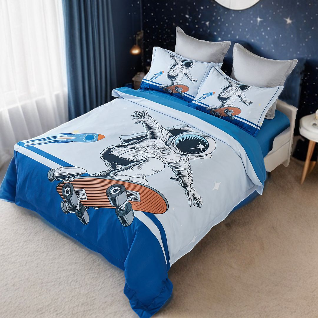 V493-SM-D-02-150766-01 Astronaut Kids Quilt Cover Set - Double Size - Image 2