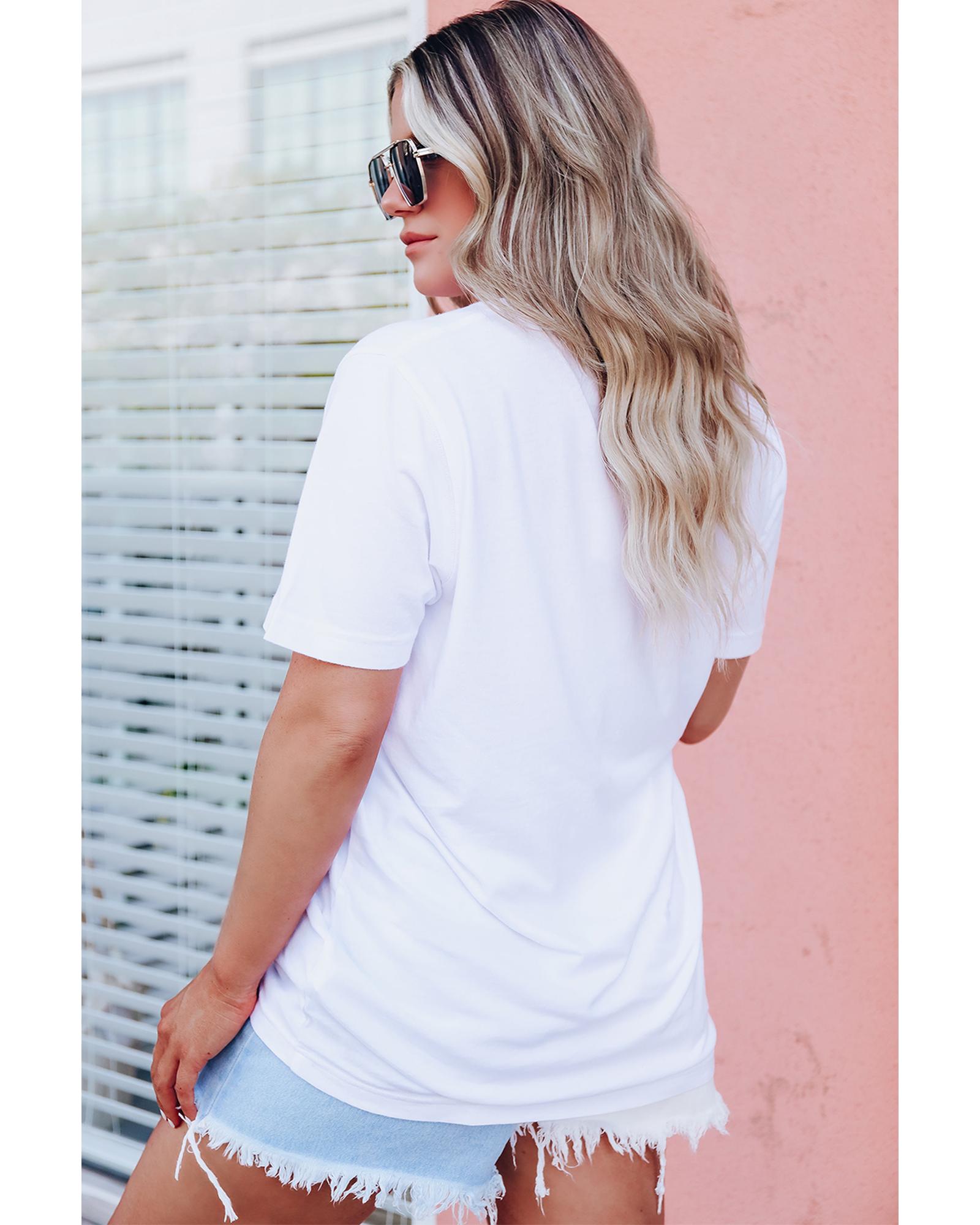 V539-AZEXDC25220259-1-L-202508260225-00 Azura Exchange Nashville Guitar Floral Print T-Shirt - L - Image 1