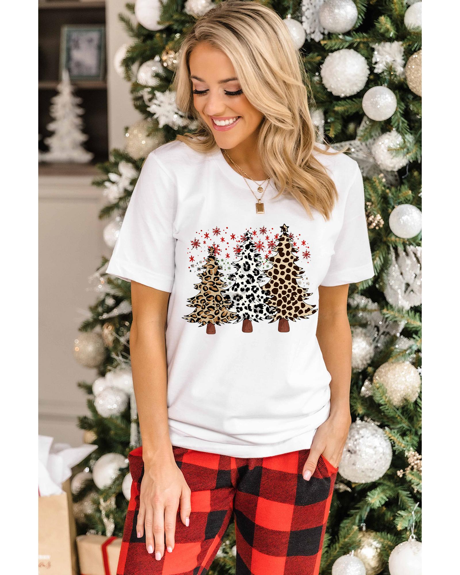 V539-AZEXDC25227169-1-M-202508280650-00 White Leopard Christmas Tree Graphic Crewneck Tee - M - Image 1