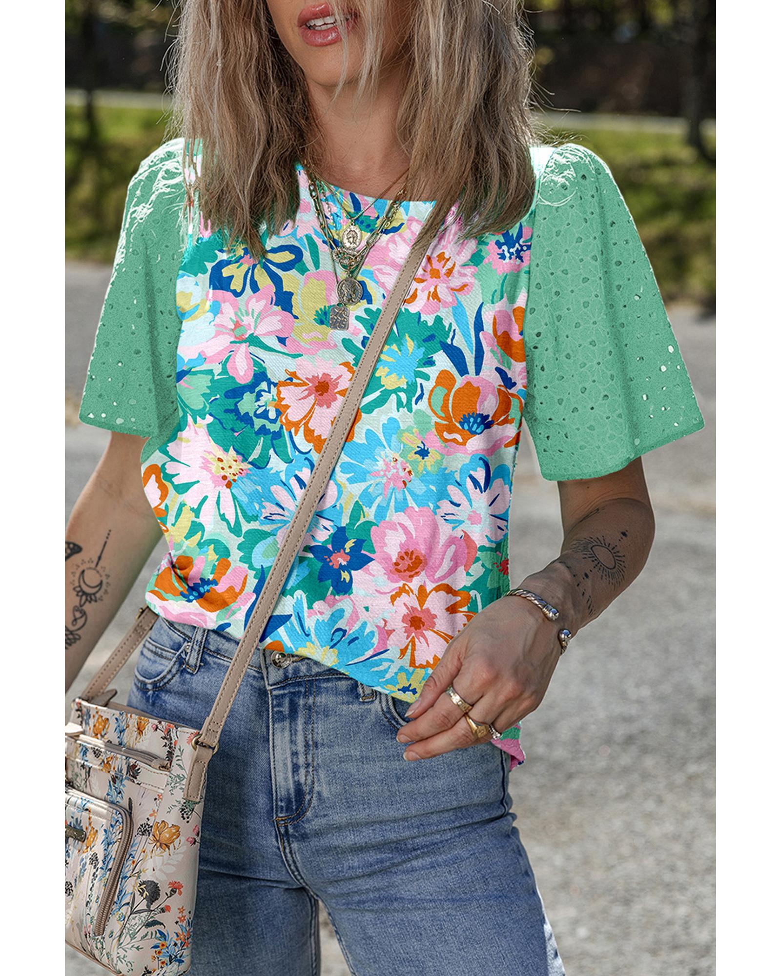V539-AZEXDC25228104-P920-M-202508291440-00 Green Floral Print Eyelet Embroidered Short Sleeve Crew Neck Top - M - Image 1