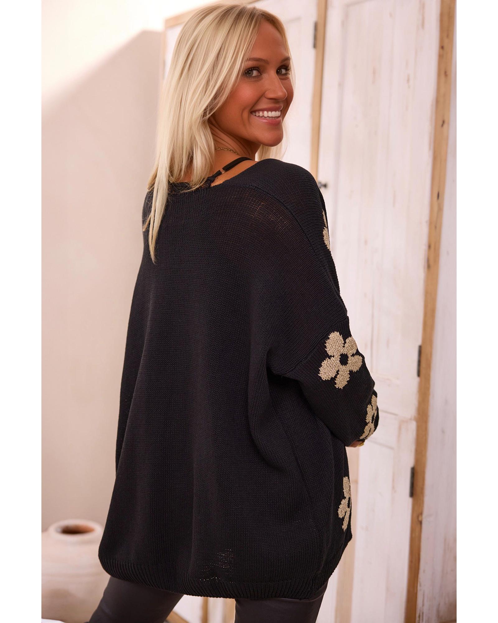 V539-AZEXDC2711718-P2-XL-202508300650-01 Black Floral Print Knitted Open Front Loose Cardigan - XL - Image 2
