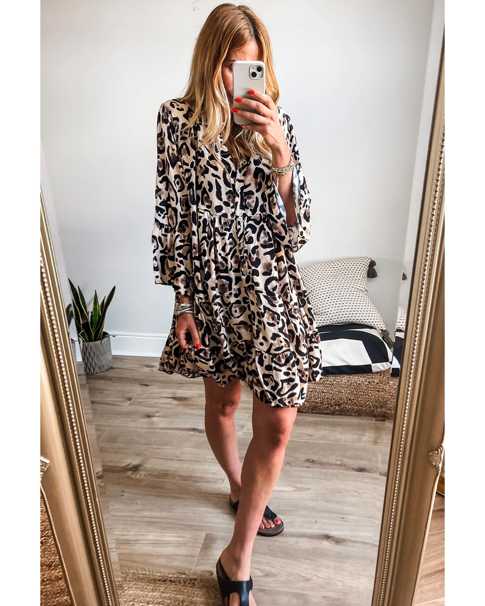 V539-AZEXDC6121819-P220-S-202506141630-00 Black Leopard Print Buttoned Front 3/4 Sleeve Tiered Ruffled Hem Dress - S - Image 1