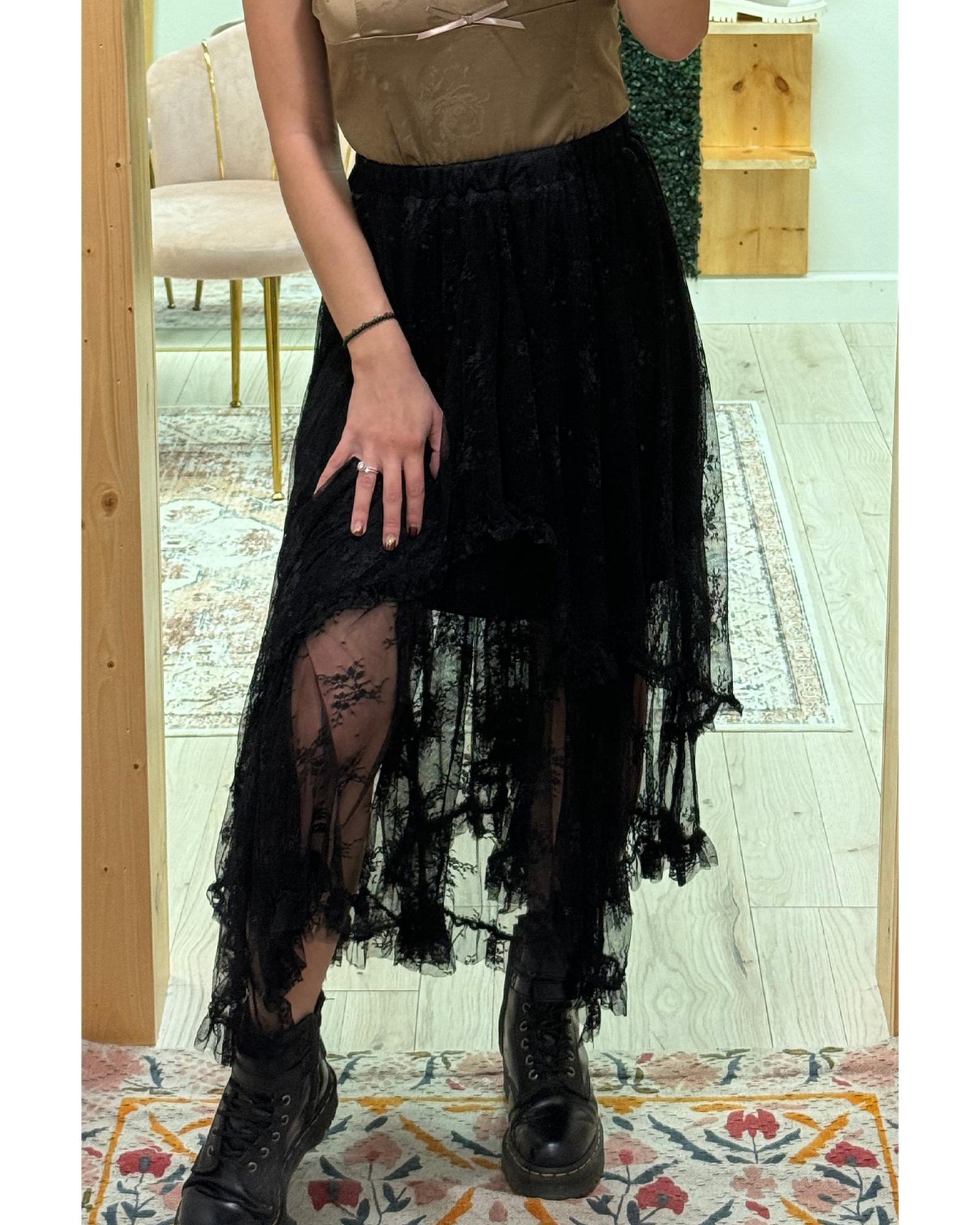 V539-AZEXDC721938-P2-XL-202508281045-00 Black Lace Cascading Tiered High Waist Maxi Skirt - XL - Image 1