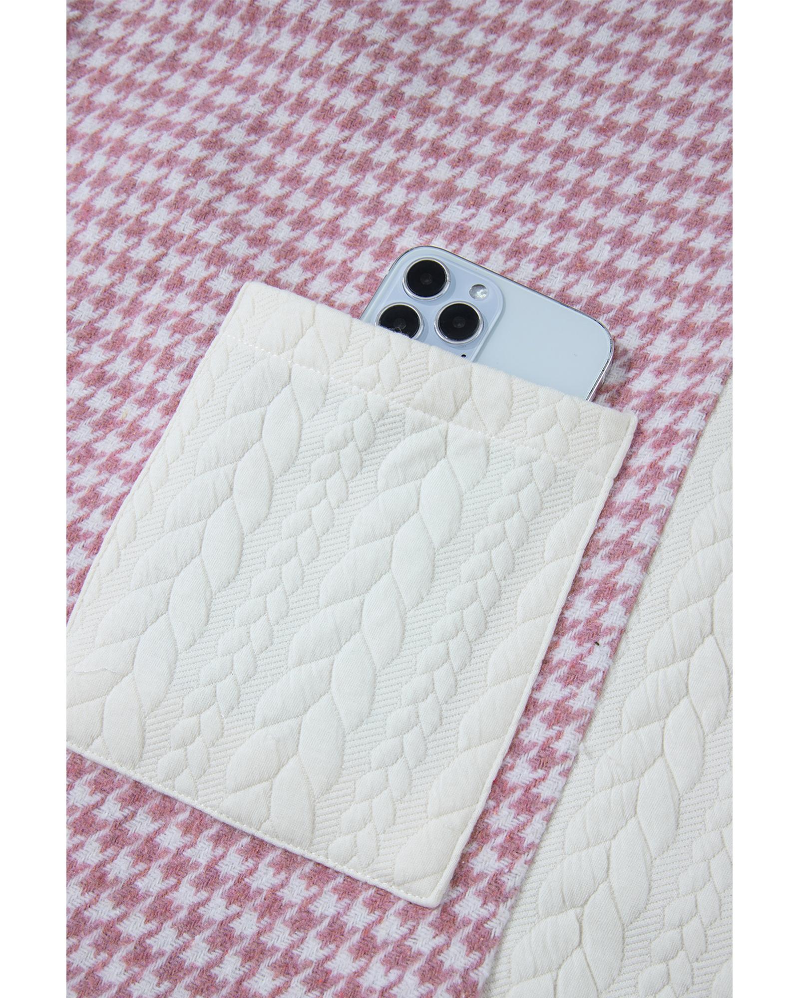 V539-AZEXDC854749-P1020-L-202508310355-00 Pink Houndstooth Color Contrast Textured Patchwork Loose Shacket - L - Image 1