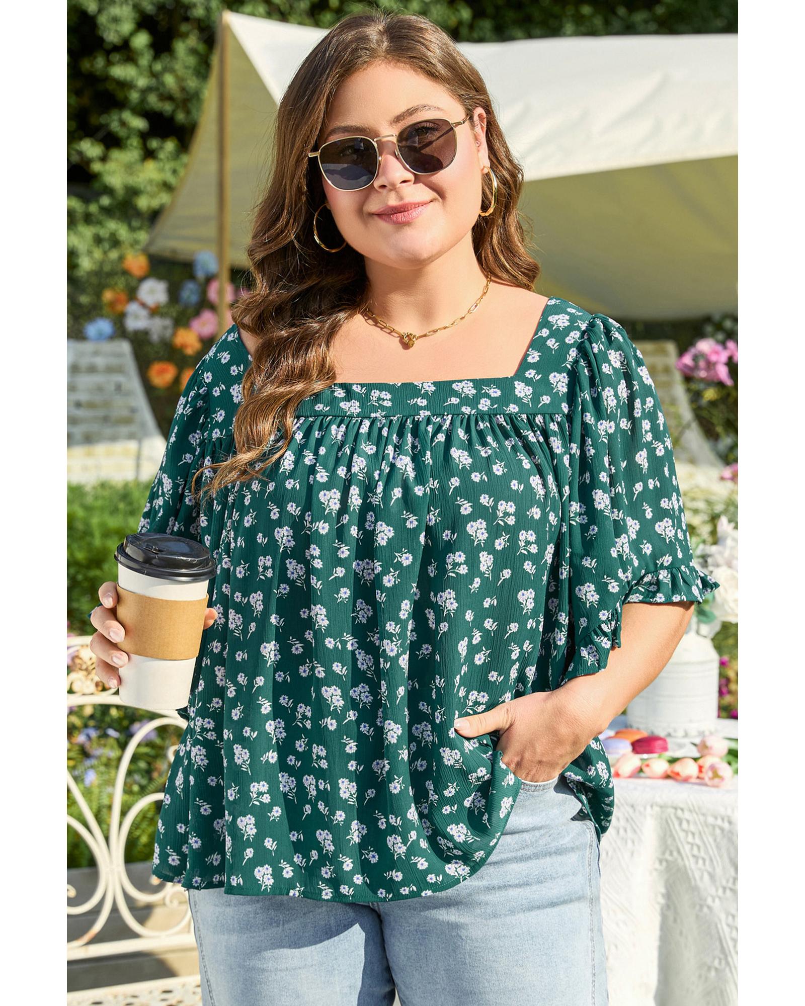 V539-AZEXPL2512568-P920-4X-202508310545-00 Green Floral Print Square Neck Ruffled Trim Plus Size Blouse - 4X - Image 1