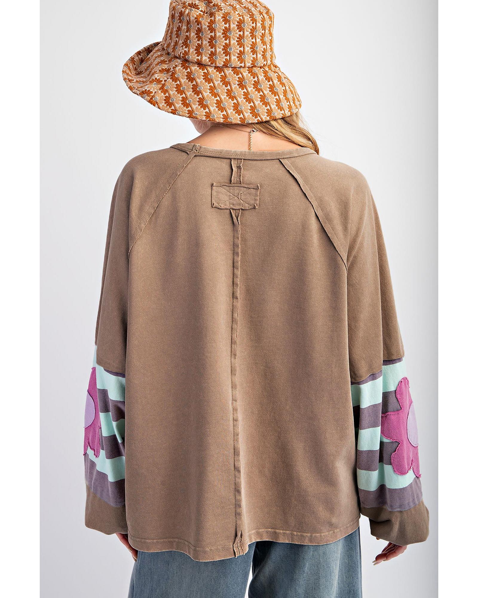 V539-AZEXPL2521263-P4016-1X-202506182217-00 Light French Beige Flower Striped Patchwork Puff Sleeve Loose Sweatshirt - 1X - Image 1