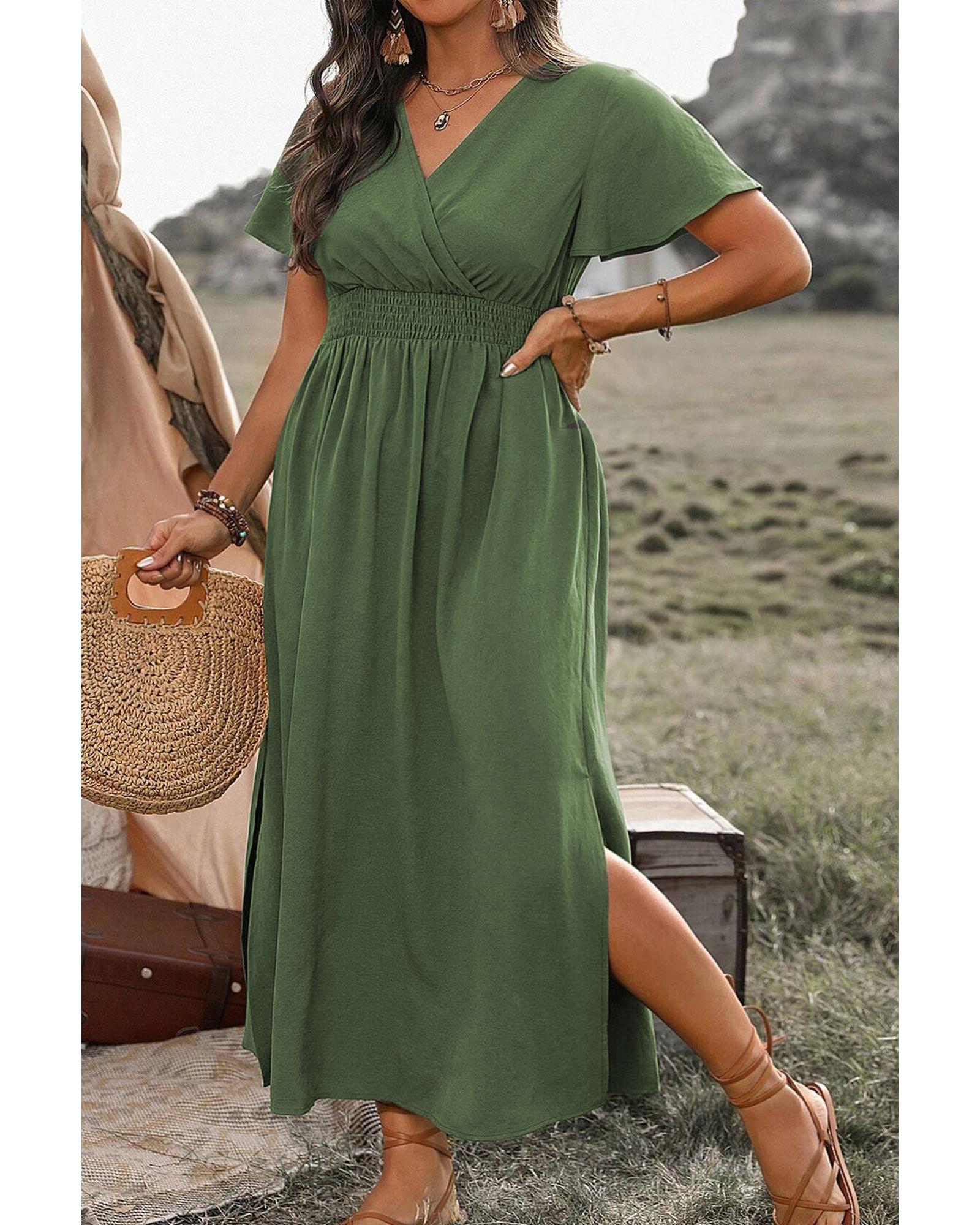 V539-AZEXPL612119-P2909-4X-202508301535-00 Four Leaf Clover Surplice Neckline Shirred High Waist Plus Size Maxi Dress - 4X - Image 1