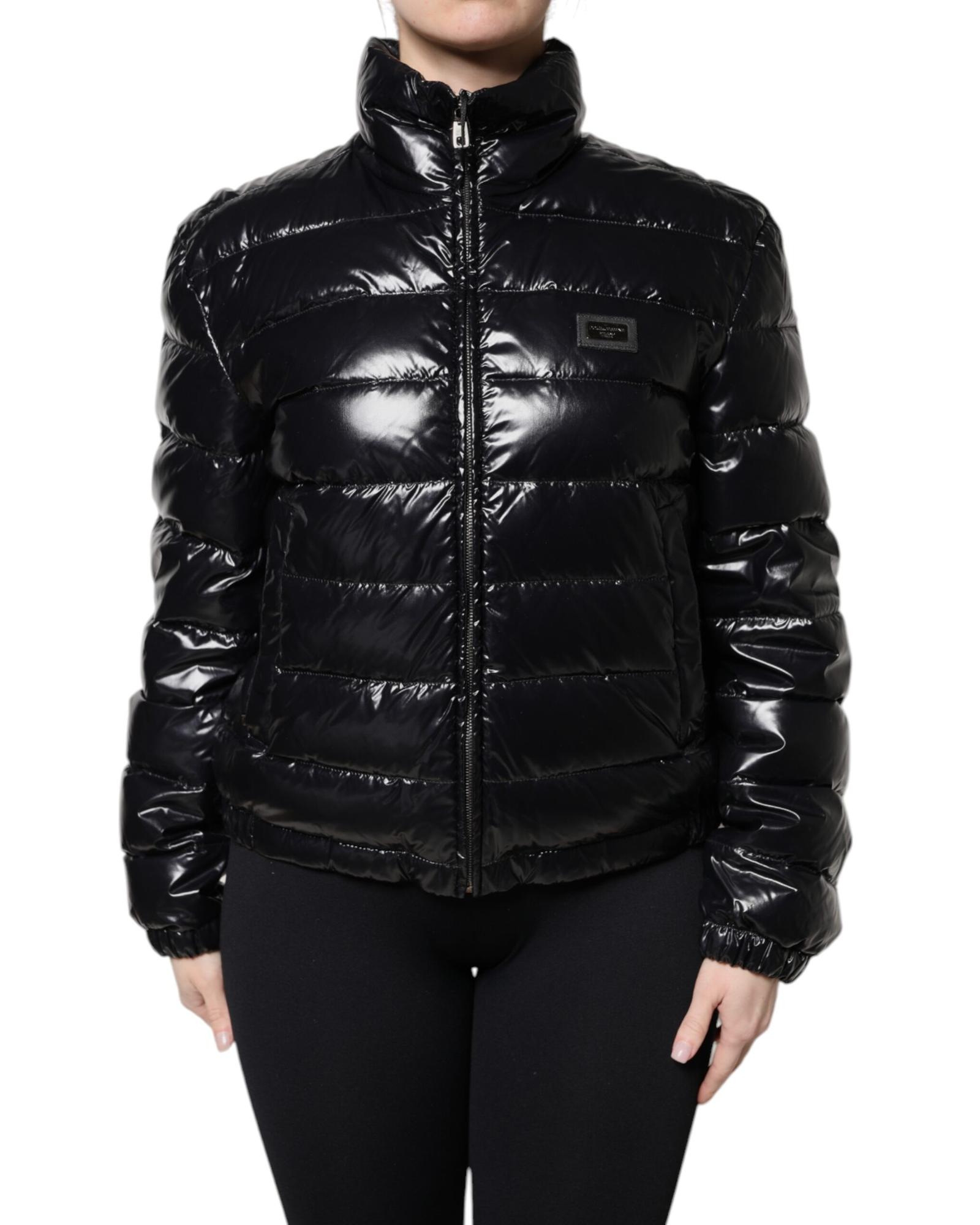 V539-JKT41376-42-202506170711-00 Dolce & Gabbana Women's Black Logo Plaque Full Zip Puffer Jacket - 42 IT - Image 1