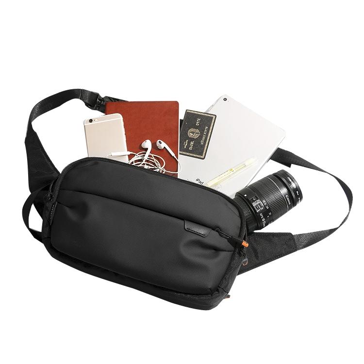 V562-A1036053060DBT-202503041310-00 Versatile Waterproof Switch Storage Bag - Compact Design - Image 1