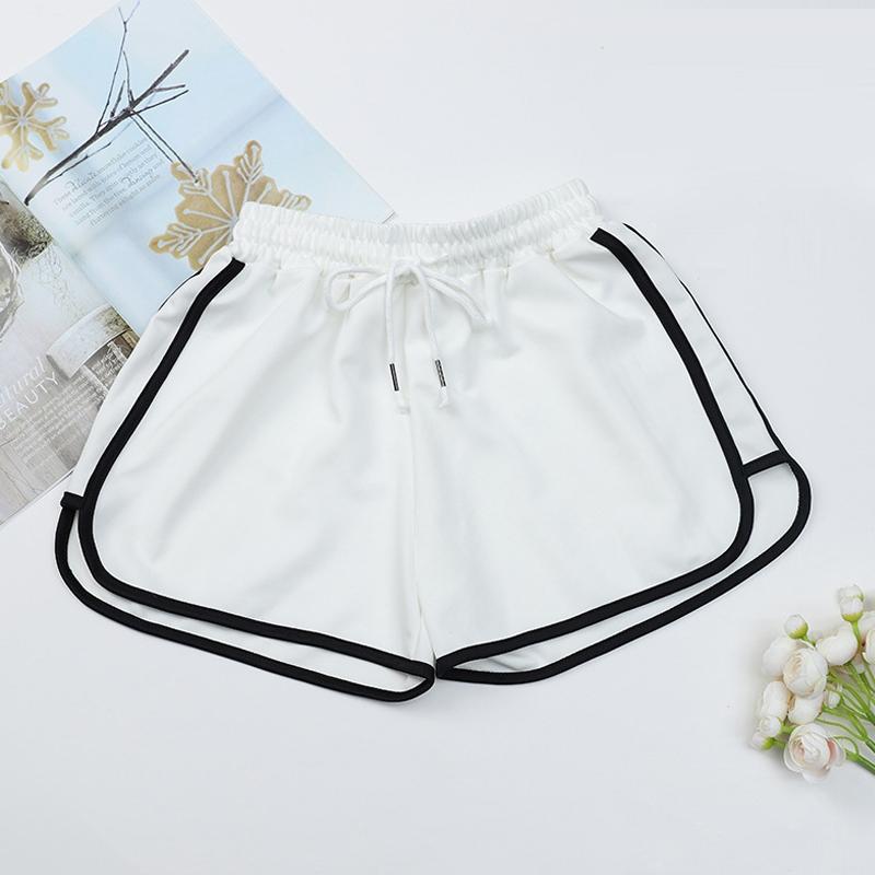 V562-A2074793060DBT-202503262012-00 High Waist Straight Yoga Shorts Women Casual Loose Outerwear - White - M - Image 1