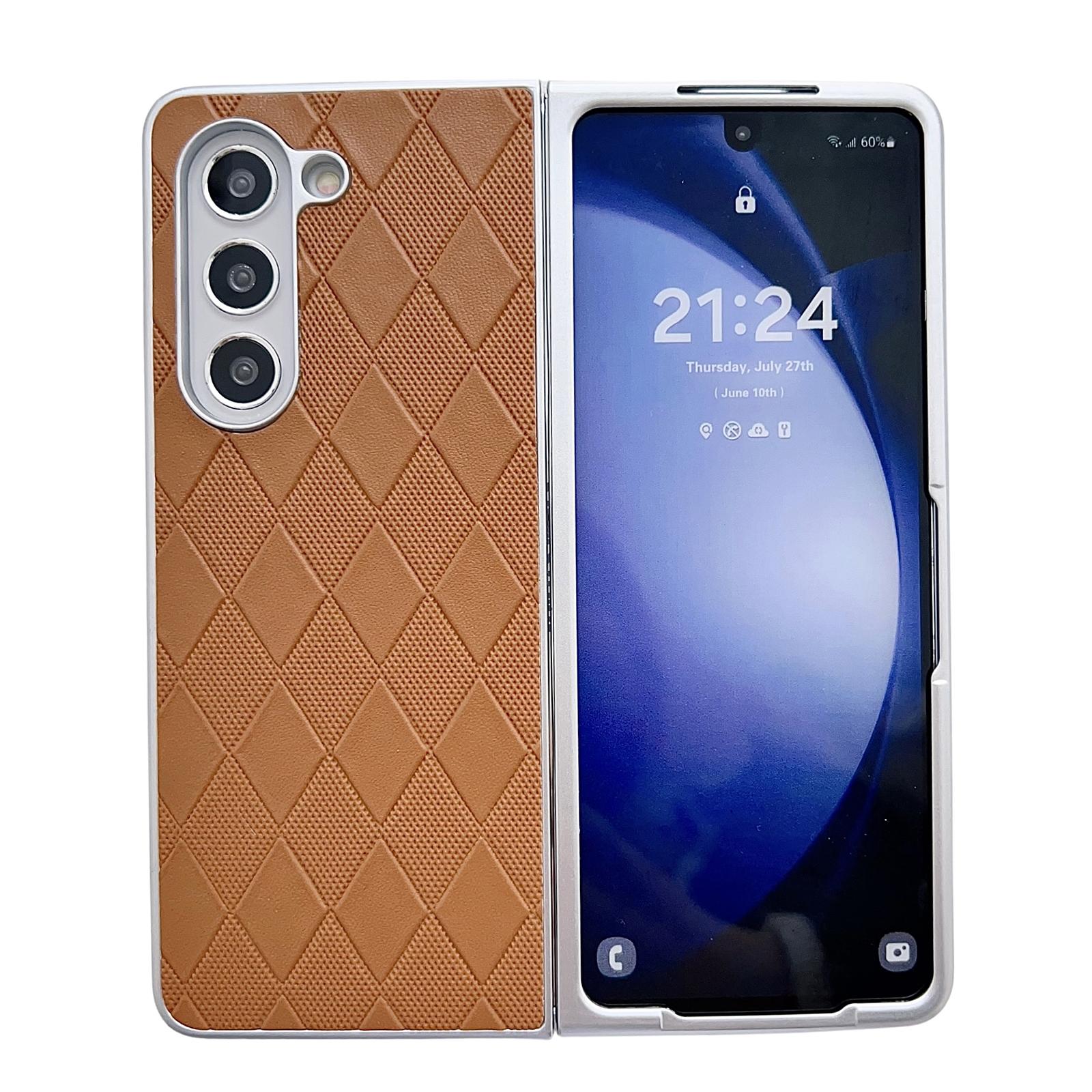 V562-B206712600ADE-202505221925-13 For Samsung Galaxy Z Fold4 5G Checkered Leather Phone Case With Pearlescent Finish - Silver - Image 14
