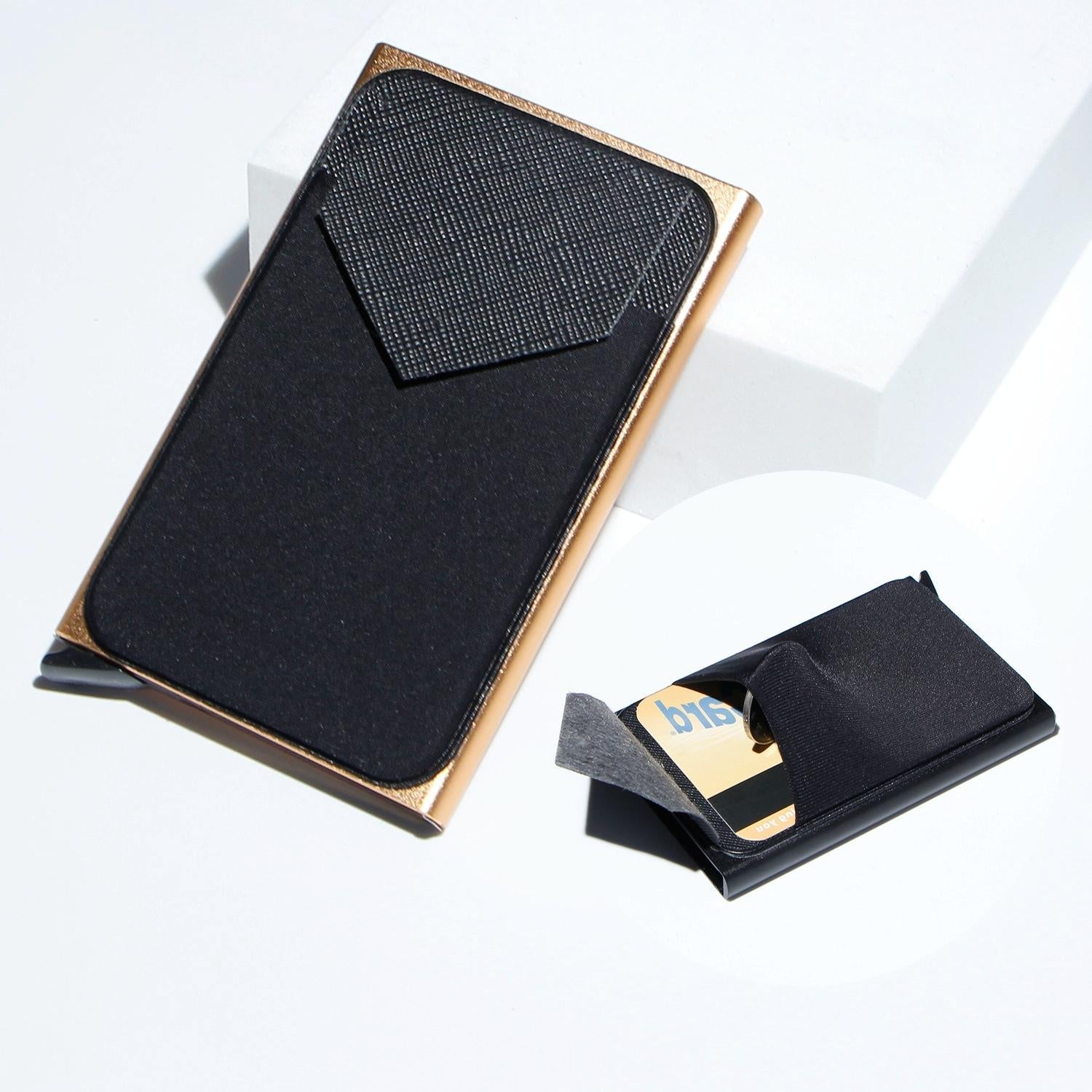 V562-C1028314060DBT-202503280312-11 Compact Metal Card Holder with Rfid Protection - Silver - Image 12