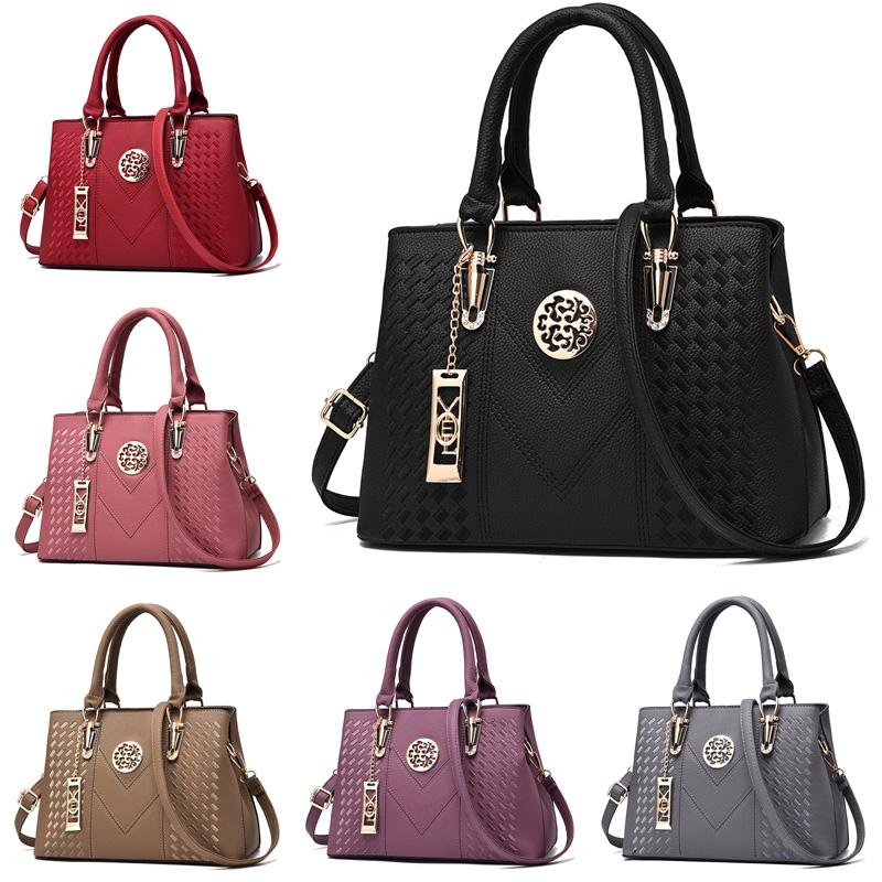 V562-C103690860DBT-226376-02 Women Leather Messenger Handbag - Stylish and Functional - Khaki - Image 3