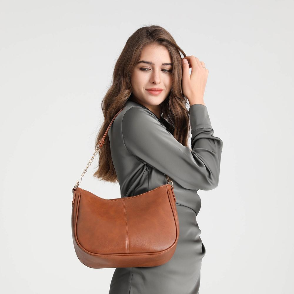 V562-C1094343060DBT-202505191527-09 Adjustable Leather Crossbody Bag Large Capacity - Beige - Image 10