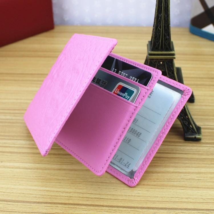 V562-E1055000950DBT-202503281932-04 Universal Crocodile Pattern Driver License Cover With Card Slot - Red - Image 5