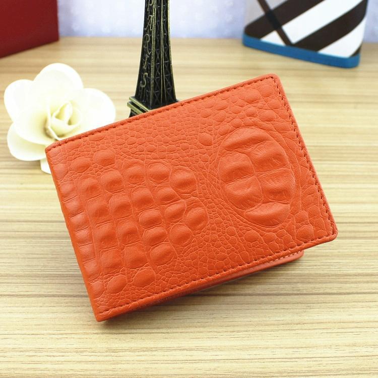 V562-F1055000950DBT-202503281932-06 Universal Crocodile Pattern Driver License Cover With Card Slot - Pink - Image 7