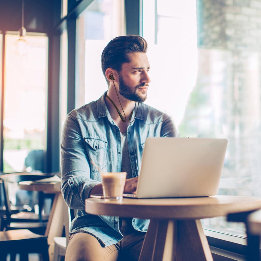 V562-R8140D6PI-202505261711-10 Wireless Bluetooth Earphones with High-fidelity Mic - 5.0 - Red - Image 11