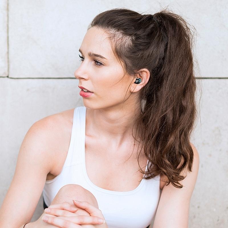 V562-W4825SAS-202505261742-11 Wireless Bluetooth Earphones with Charging Box - White - Image 12