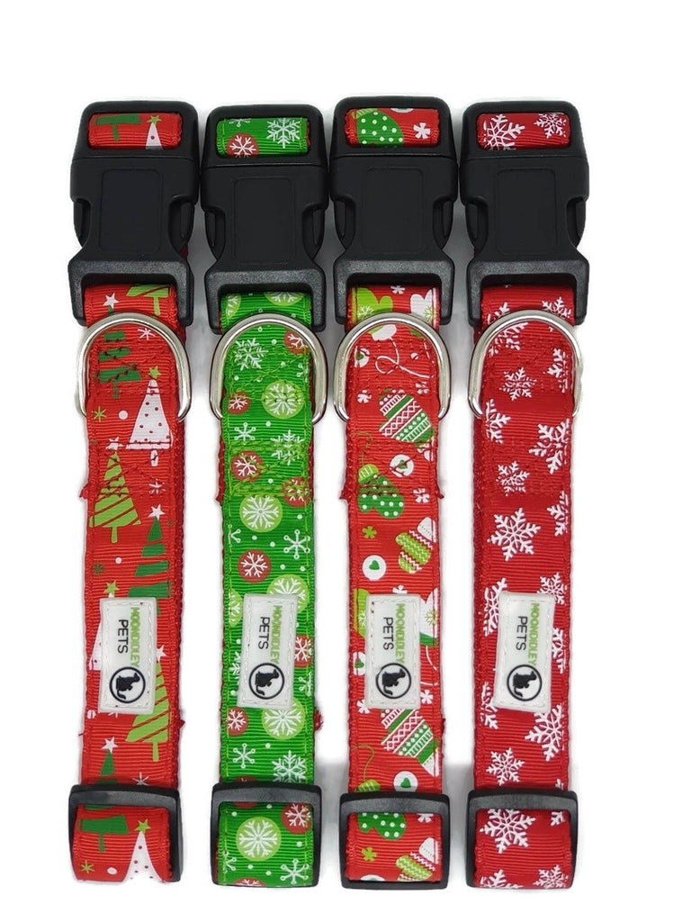 V631-MDPCOLXMASREDSNO-186093-00 Christmas Dog Collars Adjustable - Moondidley Pets Small Red Snow Flakes - Image 1