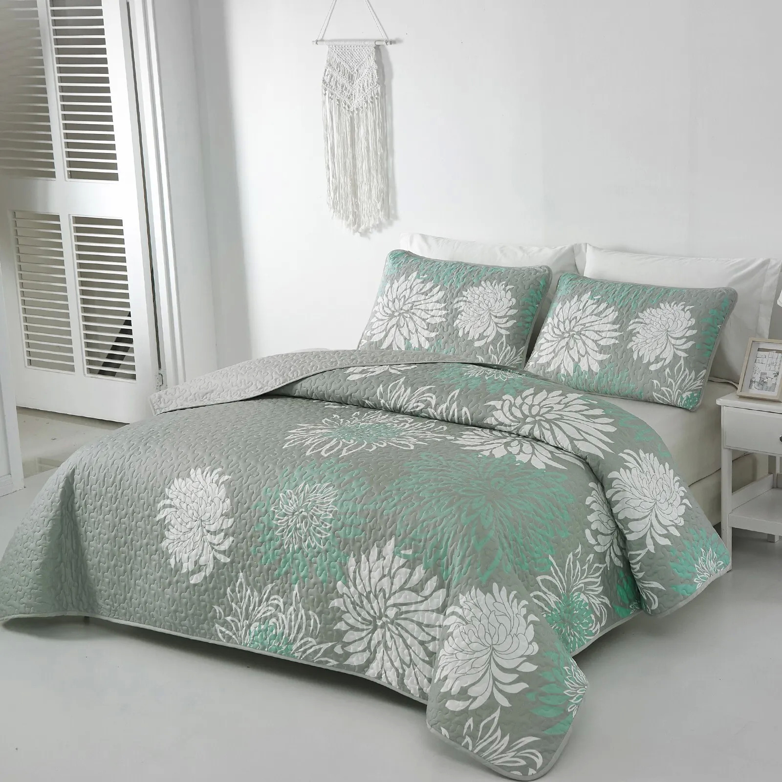 V745-MAC080164Q13U-190953-02 Elegant Quilted Bedspread and Pillowcases Set: Infuse Your Bedroom with Charm - Queen size - Image 3