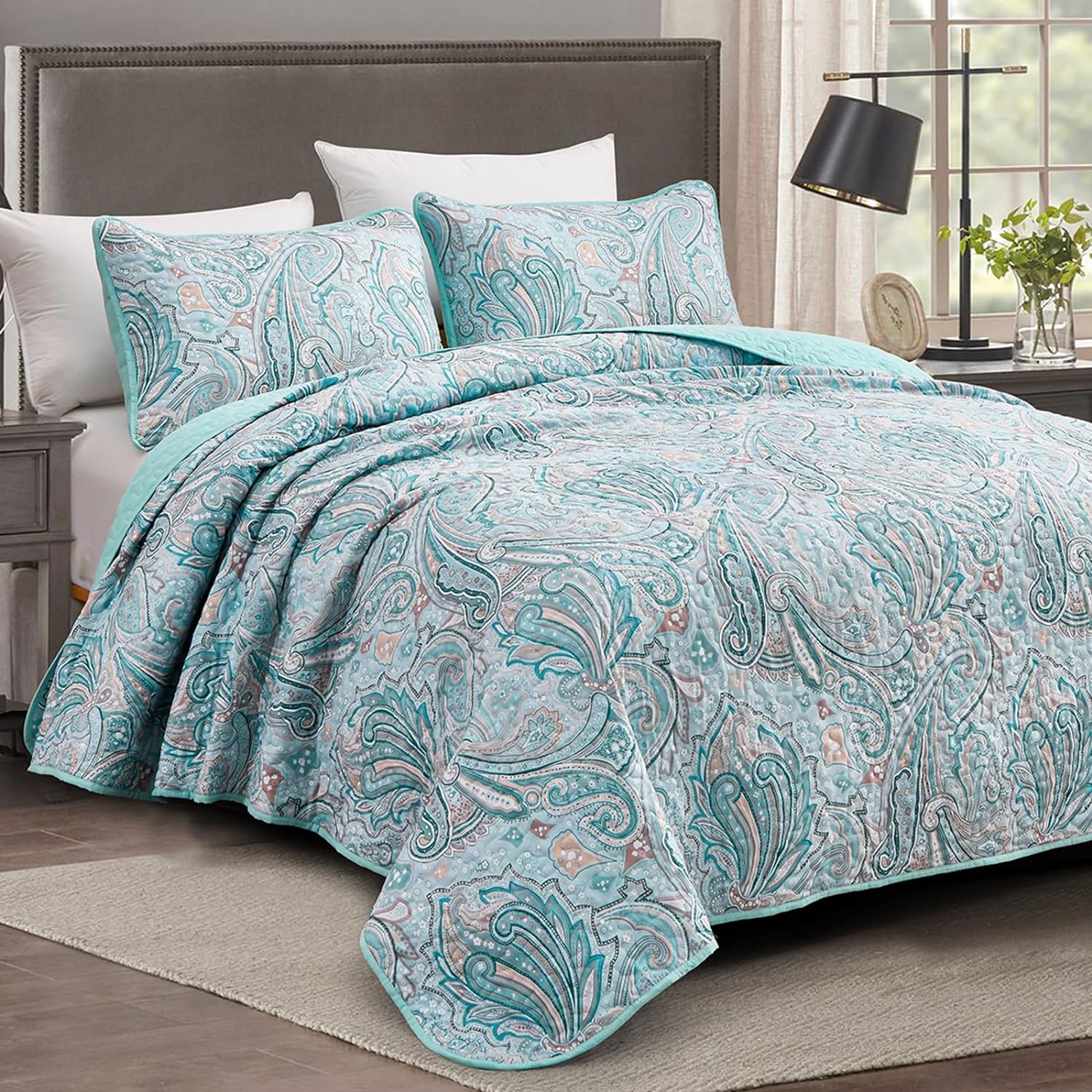 V745-MAC080435Q13U-190956-01 Distinctive Quilted Coverlet and Pillowcases Set: Make a Bold Statement - Queen size - Image 2