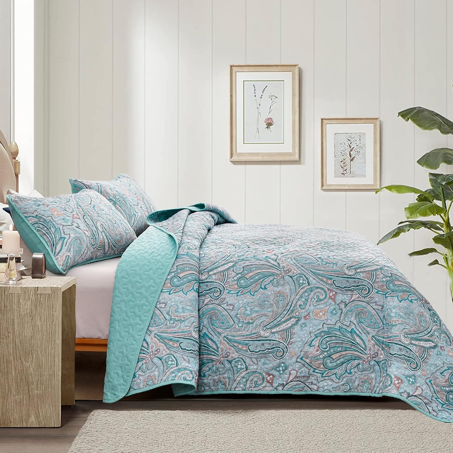 V745-MAC080435Q13U-190956-02 Distinctive Quilted Coverlet and Pillowcases Set: Make a Bold Statement - Queen size - Image 3