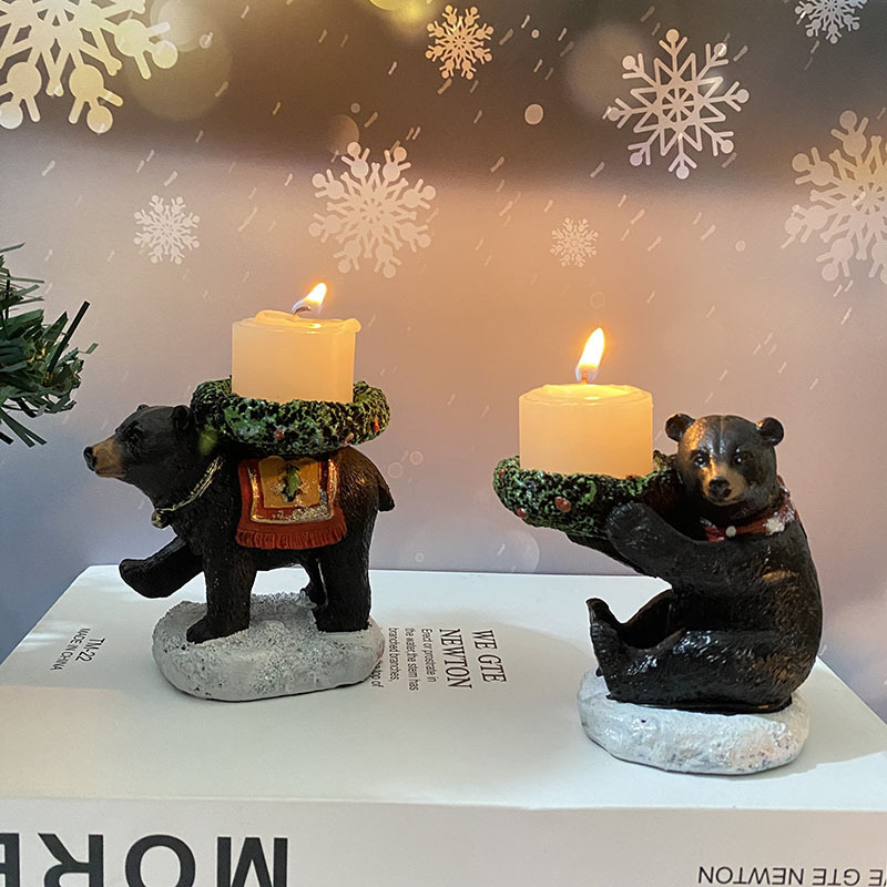 V888-ELOSUNG12460-211772-01 Bear With Candlestick In Hand Candle Holder – Unique Aromatherapy Table Decor - Image 2