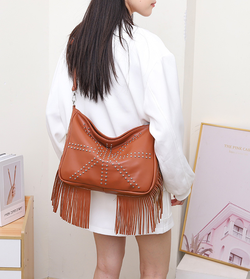 V888-ELOSUNG13834-212853-03 Brown Trendy Rivet Fringe Shoulder Bag - Large Capacity Soft Leather Handbag for Women, Perfect for Travel and Leisure - Image 4