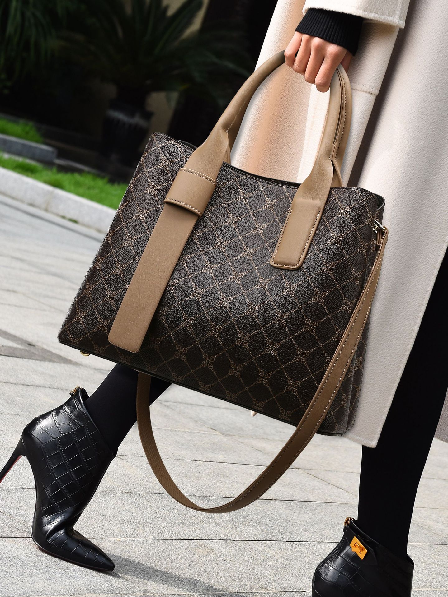 V888-ELOSUNG13996-213943-01 Brown Retro Fashion Handbag – Elegant Tote with Large Capacity for Work and Daily Use - Image 2