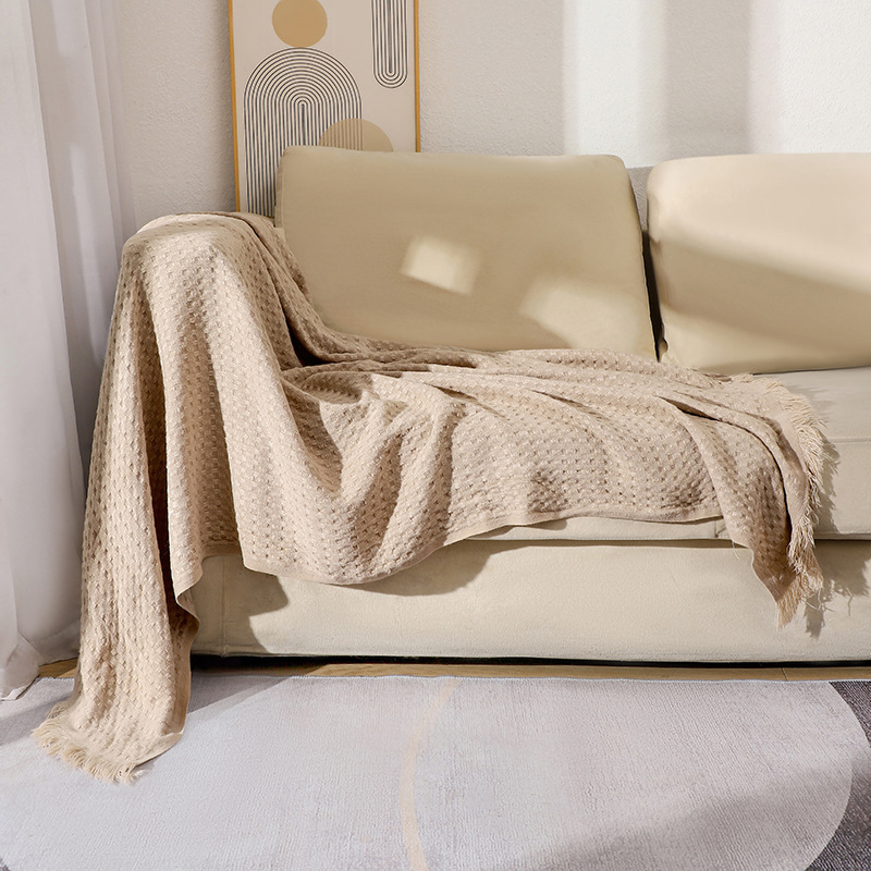 V888-ELOSUNG17038-214256-01 130*230CM Khaki Nordic Solid Color Knitted Sofa Throw Blanket with Tassels - Waffle Weave Polyester Decorative Blanket - Image 2