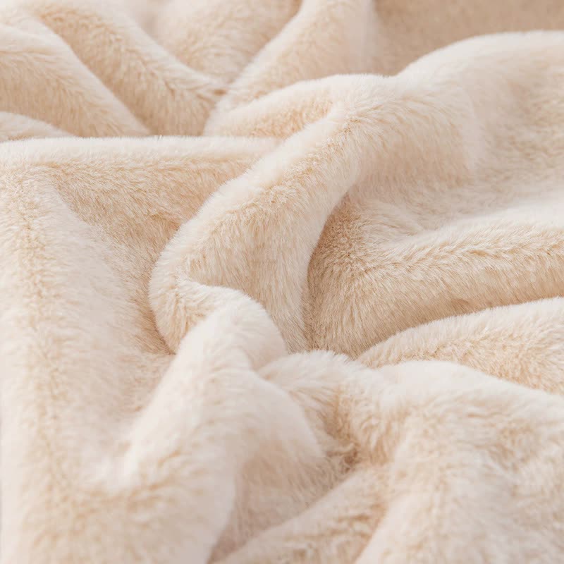 V888-ELOSUNG18045-225837-03 Dark Brown 100*160cm Plush Toscana Throw Blanket - Soft Flannel Fleece for All Seasons, Perfect for Couch & Bed - Image 4