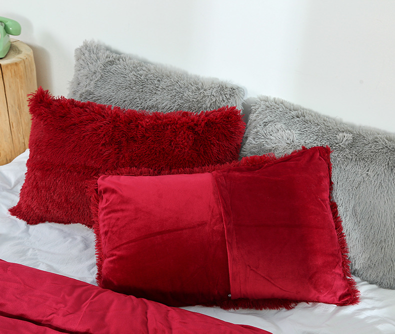 V888-ELOSUNG21472-202502281040-06 Light Grey Faux Fur Pillowcase Set - Crystal Velvet Plush Throw Pillow Covers, Bedding Accent (50x70cm, Pair) - Image 7