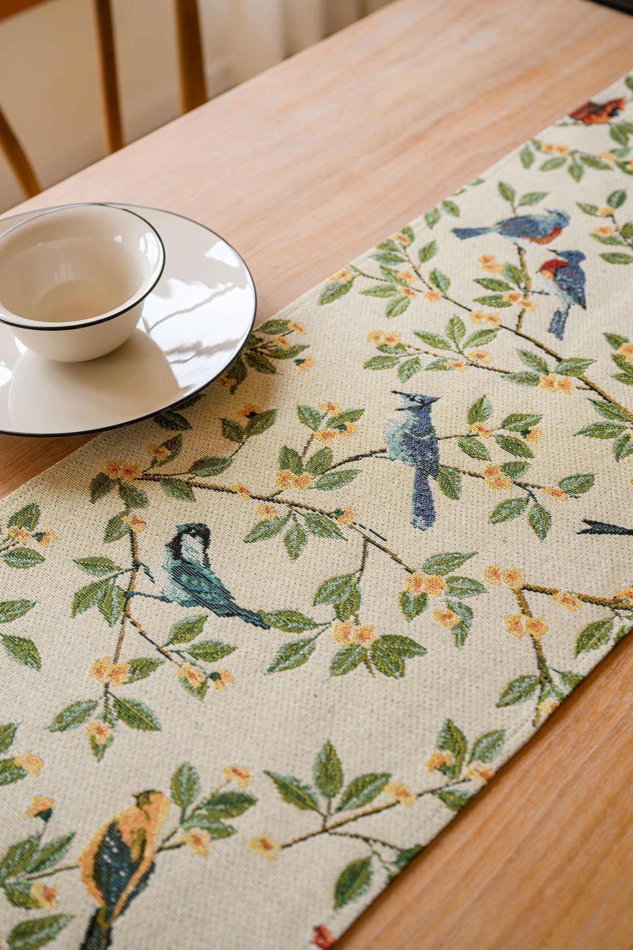 V888-ELOSUNG22375-202503251942-04 Birds & Branch Table Runner - Jacquard Woven Beige with Tassels(33X350CM) - Image 5