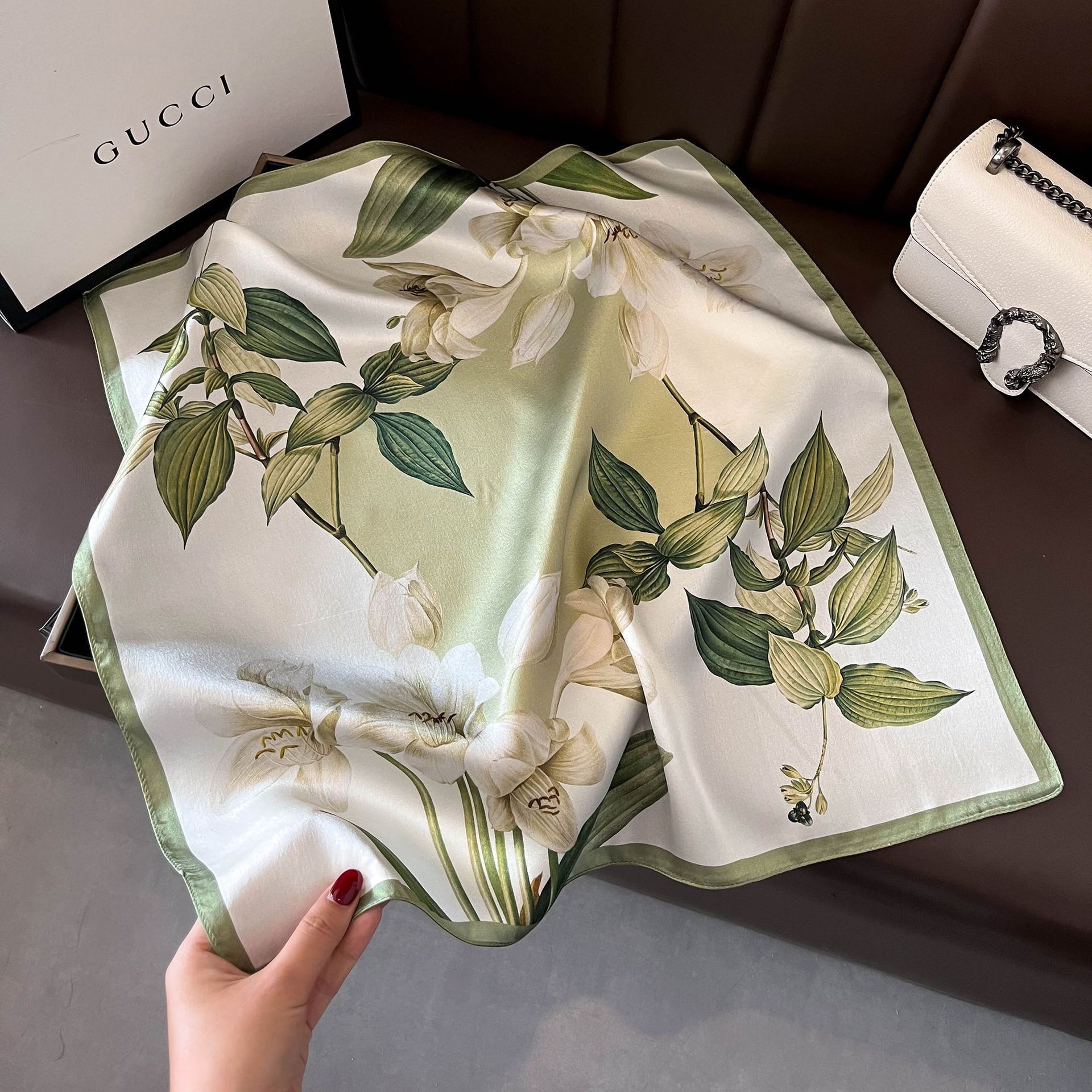V888-ELOSUNG22471-202503251755-00 Green Pure Silk Scarf - Elegant Flower Design, Square Handkerchief (Style 6) - Image 1