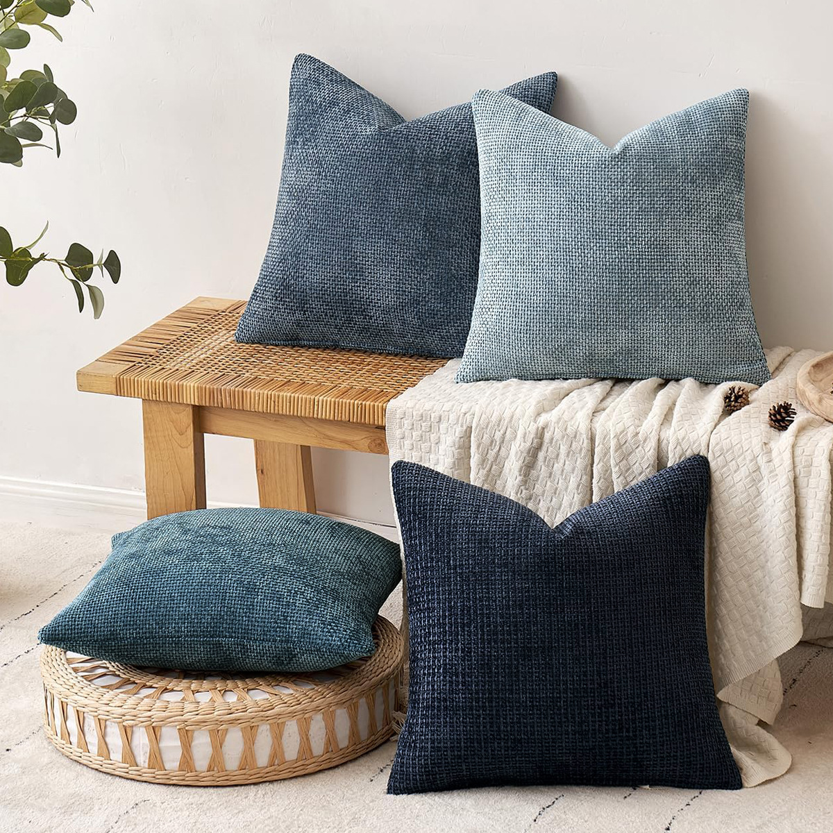 V888-ELOSUNG27216-202504281245-01 Grey Plush Chenille Cushion Covers Set of 2 - Soft Textured Decorative Throw Pillow Cases for Sofa Couch, 45x45cm - Image 2