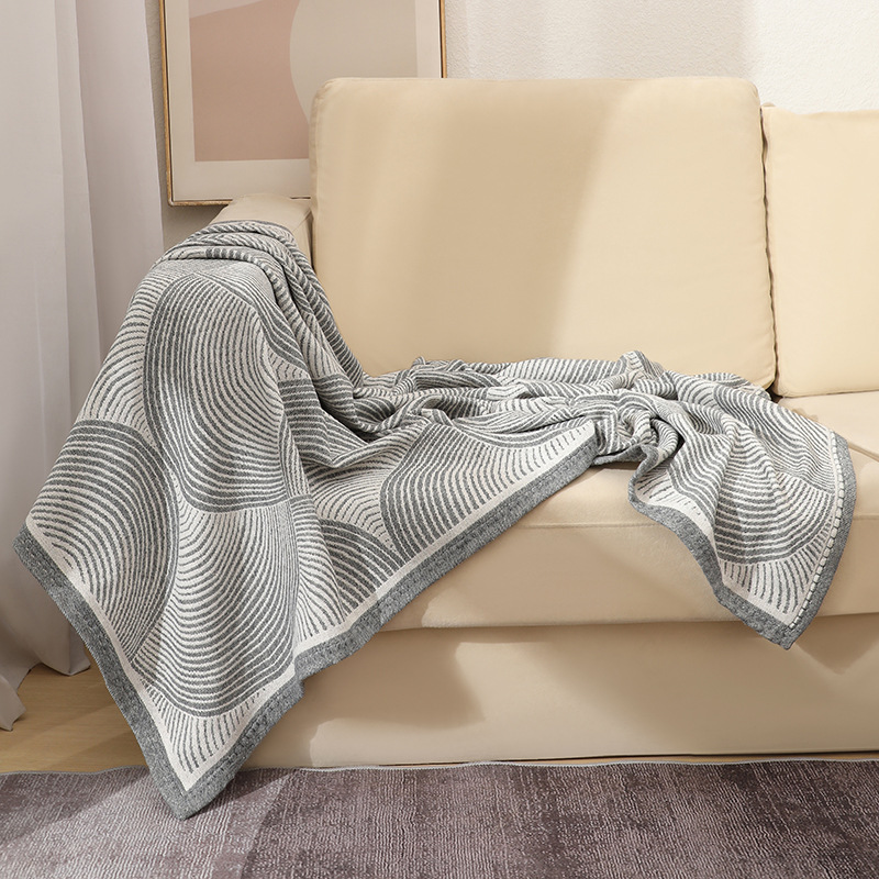V888-ELOSUNG27671-202505151746-01 Grey Luxurious Paisley Jacquard Throw Blanket - Soft Wool Blend with Tassels, 120x150cm, Lightweight Sofa & Nap Blanket - Image 2