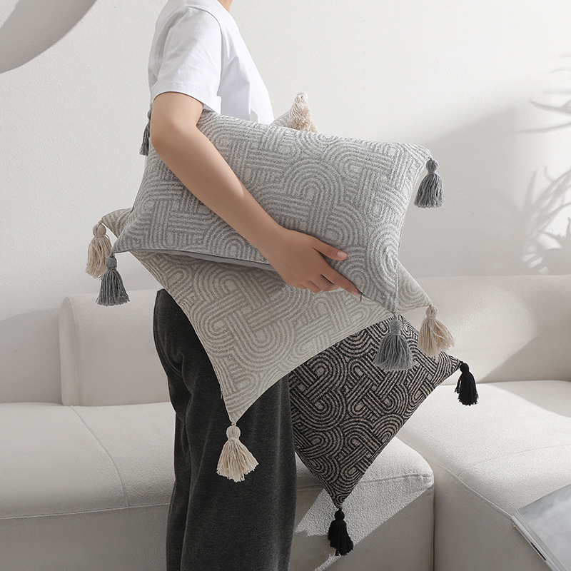 V888-ELOSUNG27819-202505191321-02 Grey Chic Geometric Jacquard Cushion Covers with Tassels - Set of 2, Plush Blend for Sofa & Bed Decor (45x45cm, Insert Not Included) - Image 3