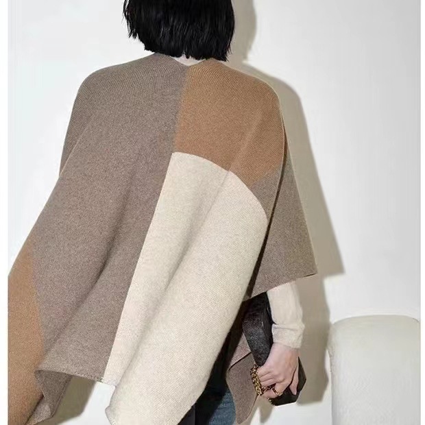V888-ELOSUNG32677-202506301126-02 Brown Pure Wool Extra Large Shawl Scarf Color Block Multi-functional Warm Cashmere Cape Poncho - Image 3